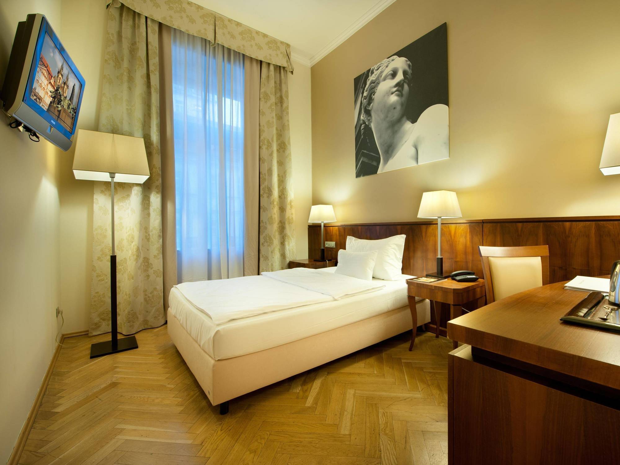 Maestro By Adrez 4* Praga